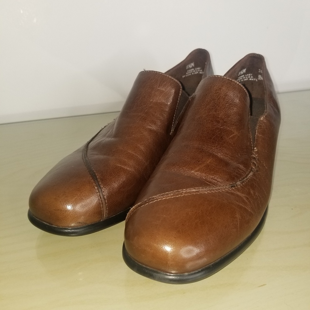 MUNRO Leather Slip On Loafers BX1.6